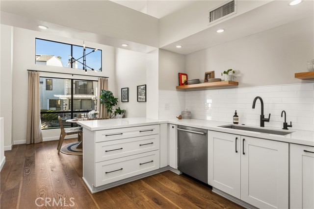 Detail Gallery Image 35 of 75 For 30 Waterway #43,  Irvine,  CA 92614 - 2 Beds | 2 Baths