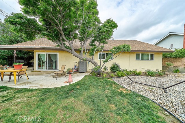 Detail Gallery Image 21 of 22 For 11640 Verada Ave, Granada Hills,  CA 91344 - 4 Beds | 2 Baths