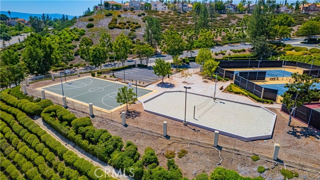 51 Corte Madera, Lake Elsinore CA: https://media.crmls.org/medias/b19157c2-189c-4149-a7cc-354e20f4340f.jpg
