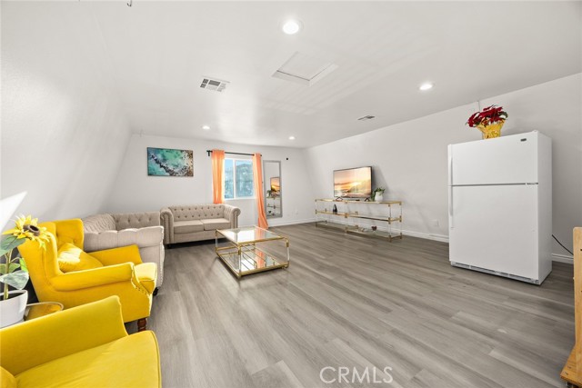 5138 Daleview Avenue, Temple City CA: https://media.crmls.org/medias/b1919136-3b48-47f3-831e-78a2116741a2.jpg