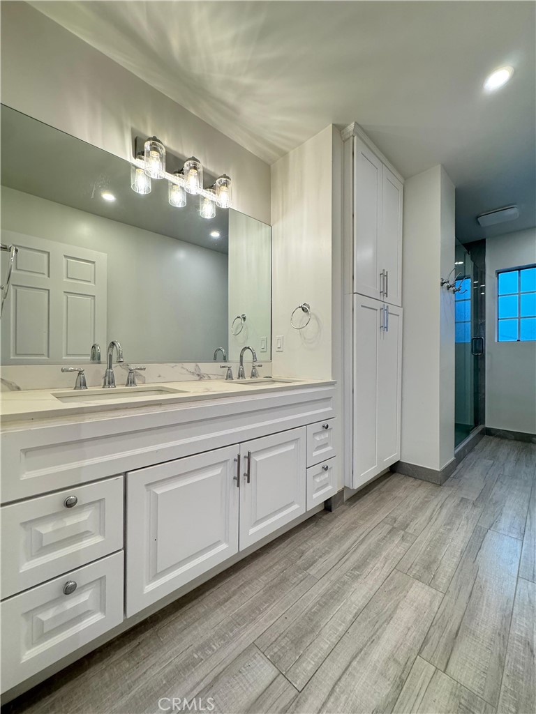 MLS #OC25261024 image #29