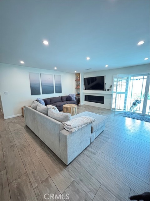 Detail Gallery Image 7 of 52 For 27069 Helmond Dr, Calabasas,  CA 91301 - 6 Beds | 4/1 Baths