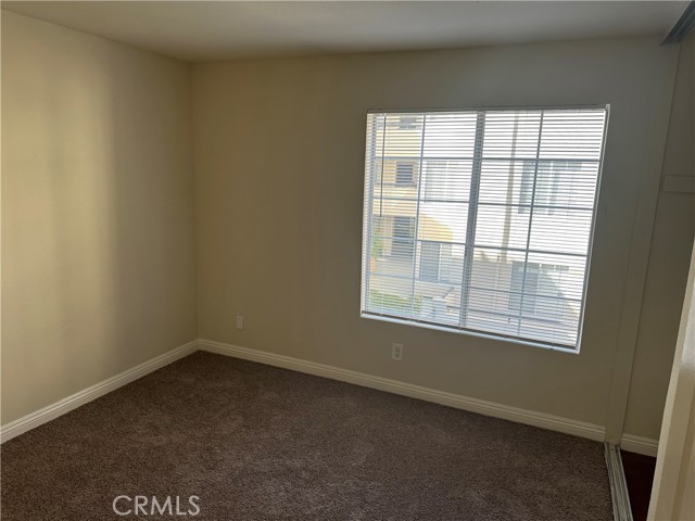Detail Gallery Image 9 of 22 For 5500 Owensmouth Ave #215,  Woodland Hills,  CA 91367 - 3 Beds | 2 Baths
