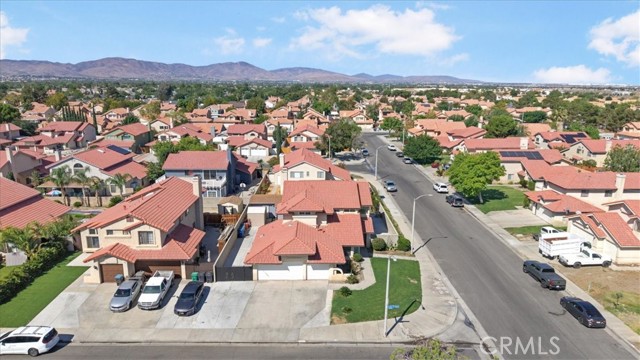 37913 53rd E Street, Palmdale CA: https://media.crmls.org/medias/b193575a-3157-4beb-9004-3724a4643361.jpg