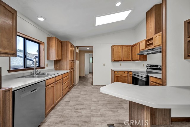 16272 27th Avenue, Clearlake CA: https://media.crmls.org/medias/b194ae24-1074-42b1-bd09-e1ec6d548c0f.jpg