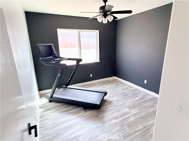 17592 Electra Dr, Victorville, CA 92395 photo 19
