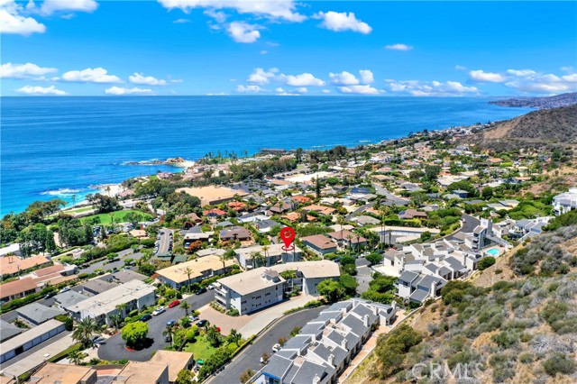 21692 Ocean Vista Drive, Laguna Beach CA: https://media.crmls.org/medias/b1959f4c-9fc6-45ef-9228-5813251f5905.jpg
