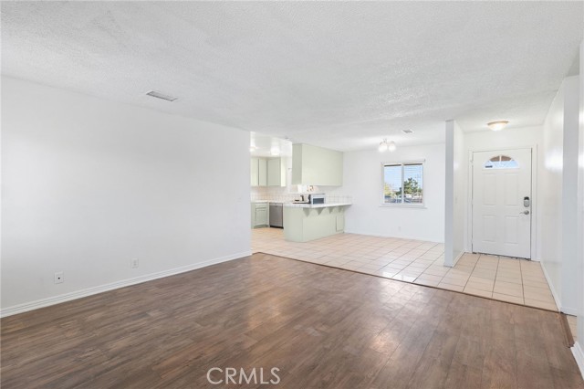 Detail Gallery Image 9 of 55 For 10278 Balsam Ave, Hesperia,  CA 92345 - 3 Beds | 2 Baths