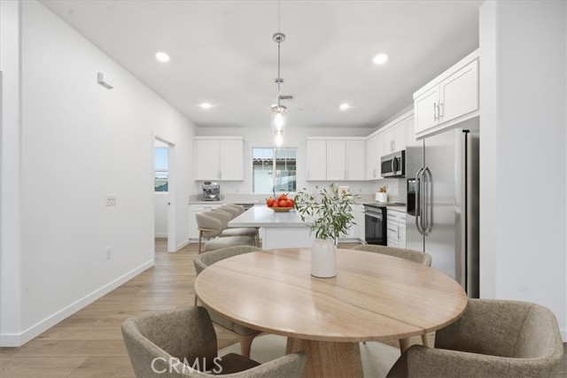 Detail Gallery Image 8 of 28 For 2520 Bombay St, South El Monte,  CA 91733 - 4 Beds | 3/1 Baths