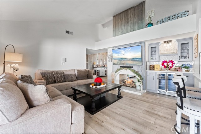 Detail Gallery Image 10 of 64 For 207 E Blue Mountain, Claremont,  CA 91711 - 3 Beds | 2 Baths