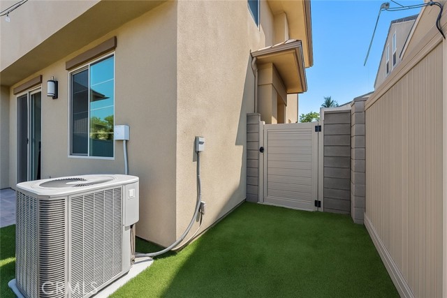 181 Moonflower Road, Rancho Mission Viejo CA: https://media.crmls.org/medias/b1980e66-ff6c-4b95-92f2-40d6f2ffe97e.jpg