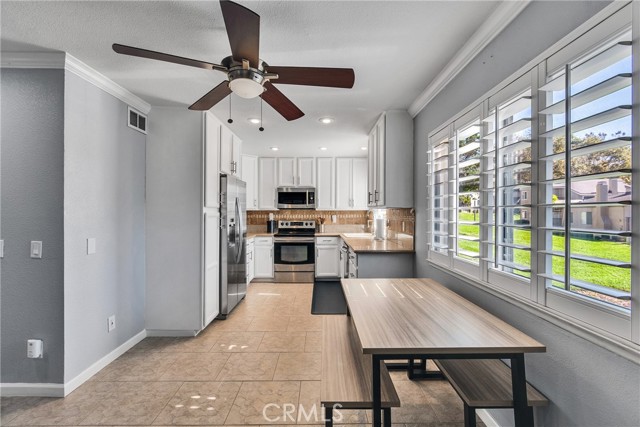 Detail Gallery Image 15 of 39 For 2953 Gingerwood Cir, Fullerton,  CA 92835 - 3 Beds | 2 Baths