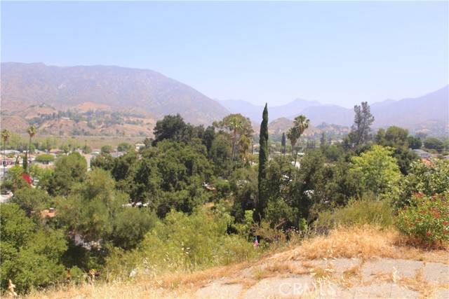 10799 Sherman Grove Avenue, Los Angeles CA: https://media.crmls.org/medias/b198d698-d47c-4e29-a86a-2de32e08f3ae.jpg