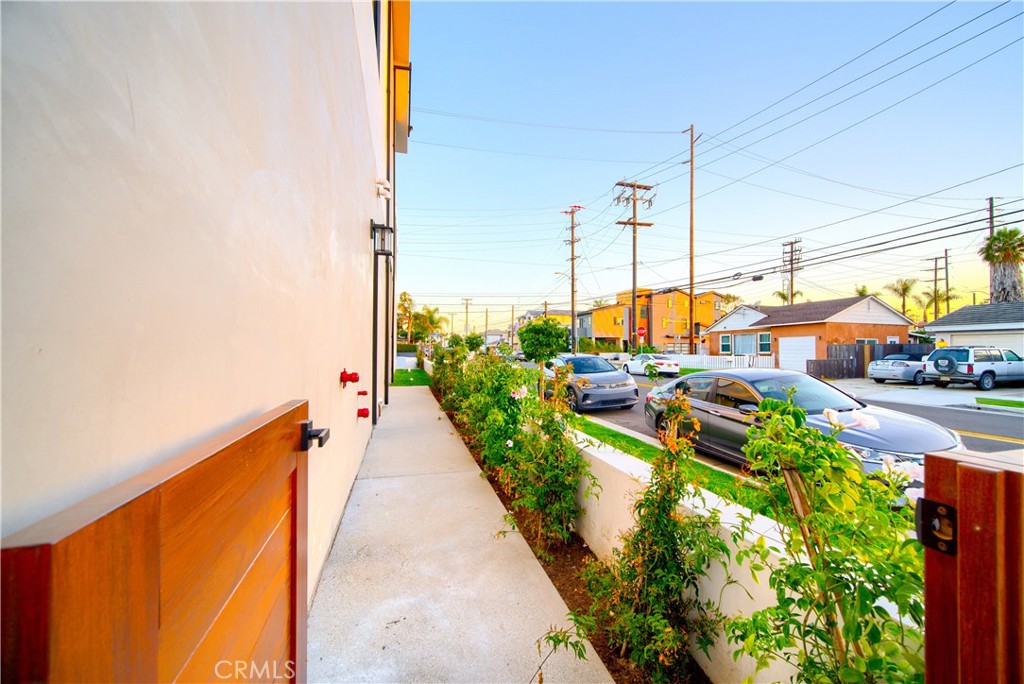 B1990c03 5378 4bc5 8bb4 1623c5569213