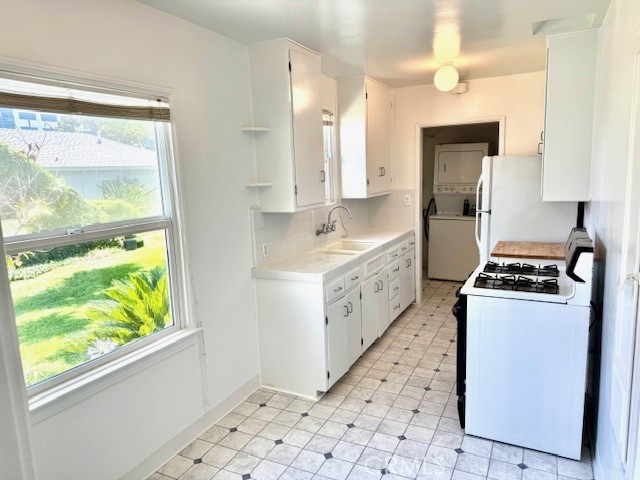 222 N Screenland Drive, Burbank CA: https://media.crmls.org/medias/b199501f-bf5d-4e3e-ab54-f086ea9b040f.jpg