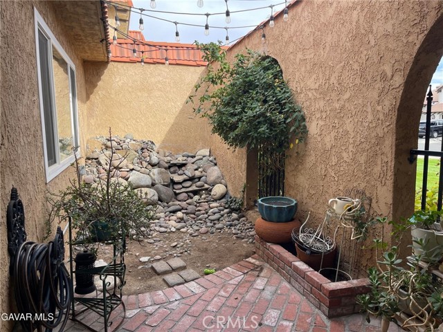 Detail Gallery Image 6 of 14 For 39937 Golfers, Palmdale,  CA 93551 - 3 Beds | 2 Baths