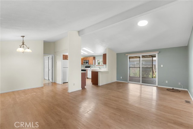 Detail Gallery Image 4 of 40 For 1220 Bennett Way #83,  Templeton,  CA 93465 - 3 Beds | 2 Baths