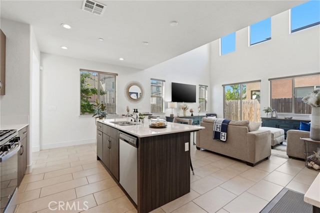 Detail Gallery Image 30 of 67 For 3432 W Good, Visalia,  CA 93277 - 3 Beds | 2/1 Baths