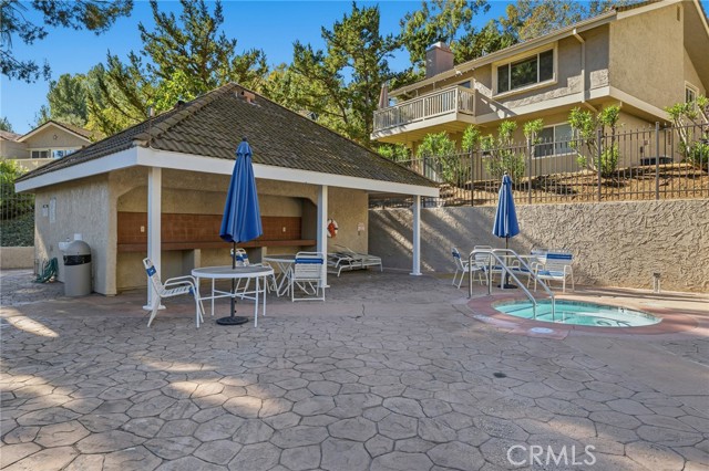Detail Gallery Image 30 of 33 For 113 Conifer Circle, Oak Park,  CA 91377 - 3 Beds | 2/1 Baths