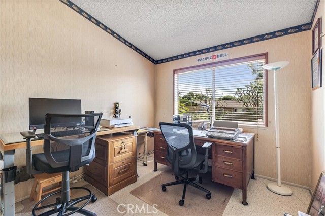 Detail Gallery Image 21 of 39 For 4466 Rainbow Ln, Yorba Linda,  CA 92886 - 4 Beds | 2/1 Baths