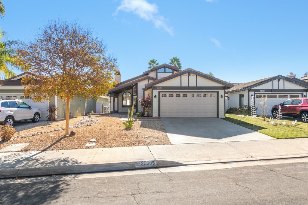 Detail Gallery Image 37 of 48 For 30605 Hollyberry Ln, Temecula,  CA 92591 - 4 Beds | 2 Baths