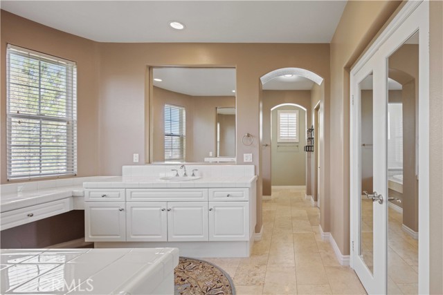 Image 33 of 71 For 26816 Fairlain Drive