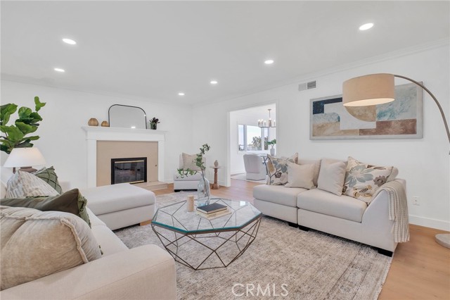 4962 Silver Arrow, Rancho Palos Verdes, California 90275, 4 Bedrooms Bedrooms, 0 ,2 BathroomsBathrooms,Residential,For Sale,Silver Arrow,0,SB26172354