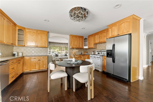 Detail Gallery Image 16 of 47 For 13951 Addison, Sherman Oaks,  CA 91423 - 3 Beds | 2 Baths