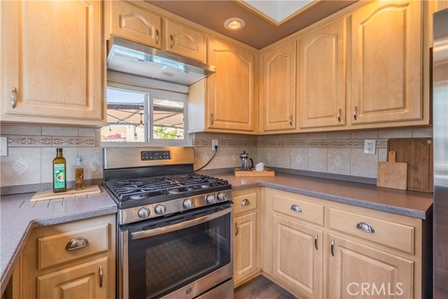 Detail Gallery Image 14 of 45 For 2410 S Sandpiper, Ontario,  CA 91761 - 4 Beds | 3 Baths