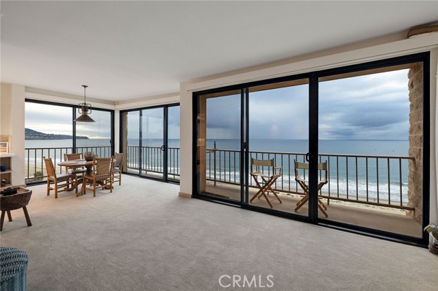 Detail Gallery Image 15 of 60 For 727 Esplanade #302,  Redondo Beach,  CA 90277 - 2 Beds | 2 Baths