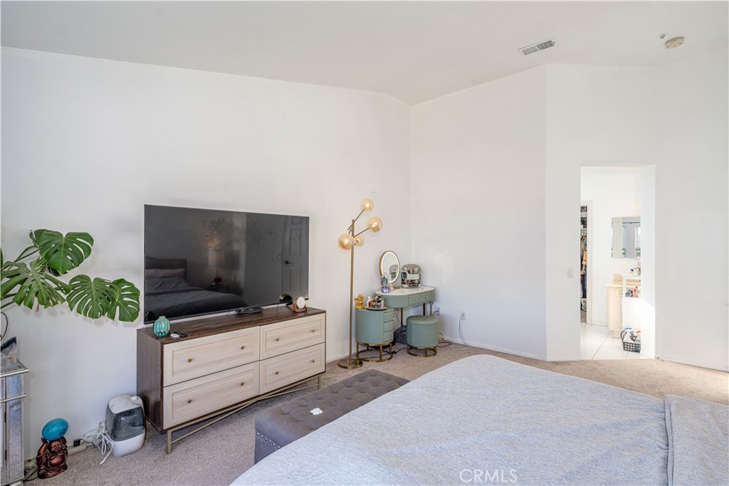 MLS #OC26004655 image #17