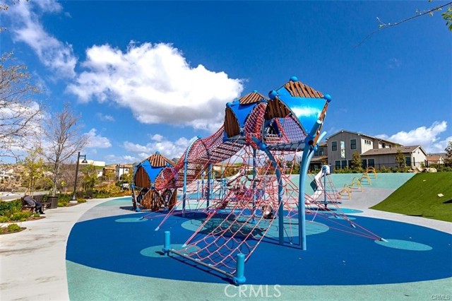 28 Sembrio Street, Rancho Mission Viejo CA: https://media.crmls.org/medias/b19f1663-d0d2-4451-bca4-55cf2736ad80.jpg