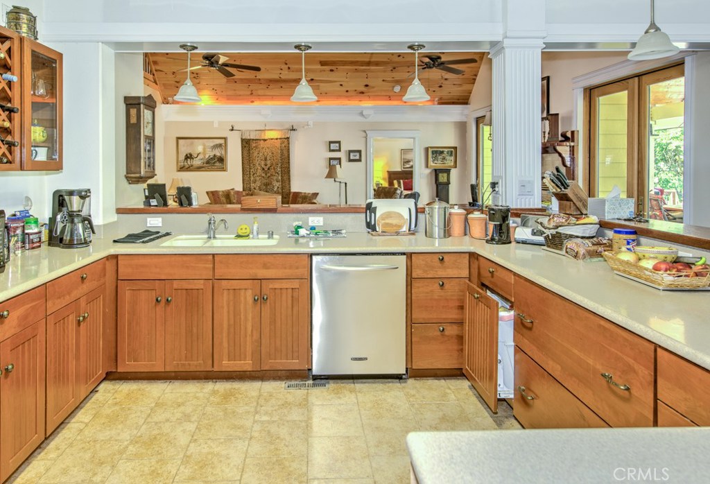 10230 Salmina Road Kelseyville CA 95451