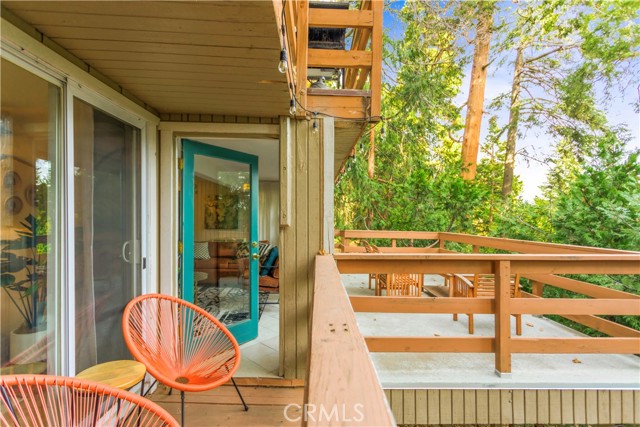 Detail Gallery Image 15 of 44 For 579 E Victoria Ct, Lake Arrowhead,  CA 92352 - 3 Beds | 2 Baths