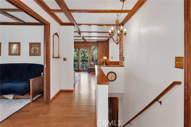 915 Trinity, Lake Arrowhead, CA 92352