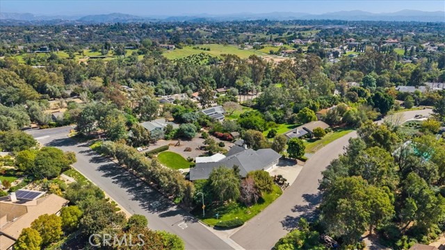 Detail Gallery Image 33 of 35 For 1304 Farrand Rd, Fallbrook,  CA 92028 - 4 Beds | 3 Baths