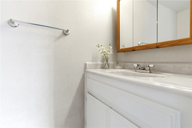 Detail Gallery Image 28 of 45 For 18785 Talisman, Hesperia,  CA 92345 - 3 Beds | 2/1 Baths