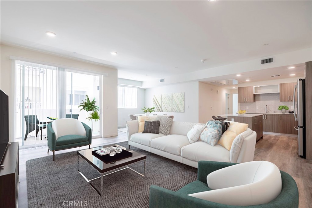 11616 Burbank Boulevard #305