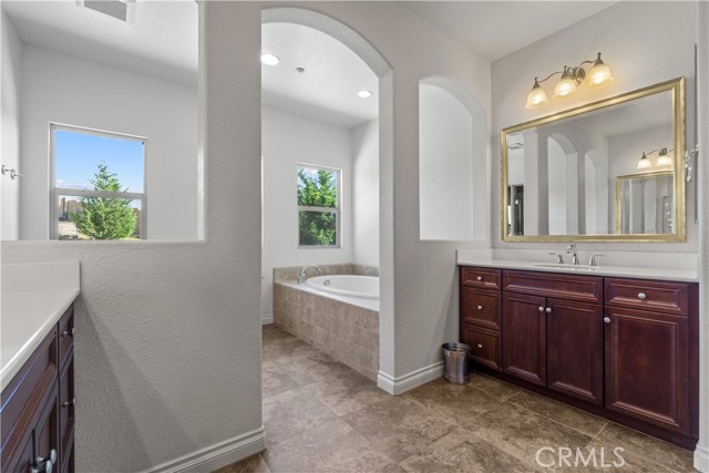 Detail Gallery Image 28 of 33 For 1932 Corte Verbena, Chula Vista,  CA 91914 - 5 Beds | 4/1 Baths