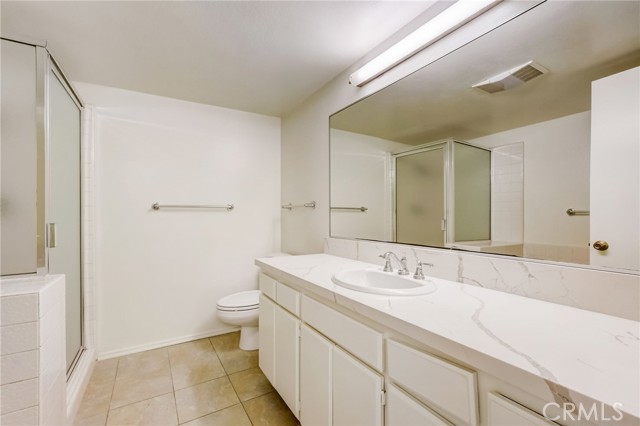 Detail Gallery Image 27 of 46 For 1900 Vine St #102,  Los Angeles,  CA 90068 - 2 Beds | 2 Baths