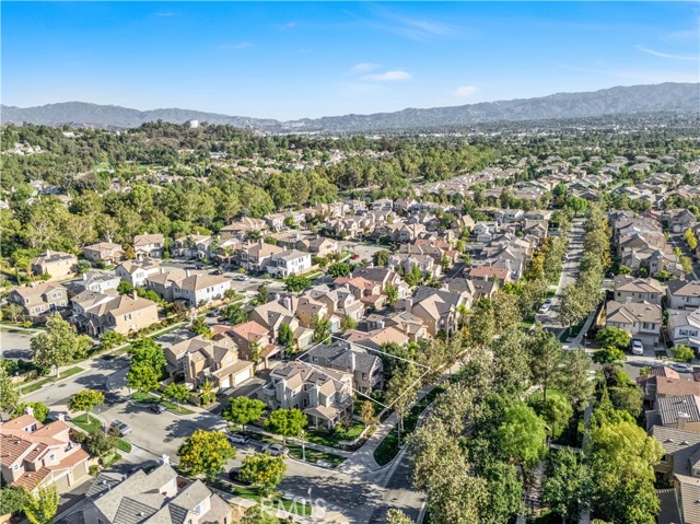 Detail Gallery Image 31 of 31 For 27626 Sunny Creek Dr, Valencia,  CA 91354 - 3 Beds | 2/1 Baths