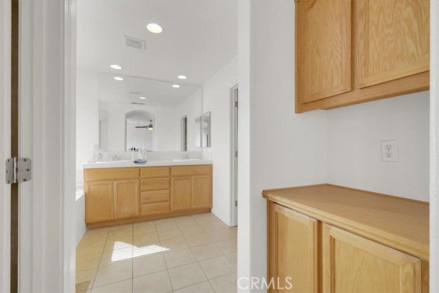 Image 34 of 51 For 1175 Tanana Court