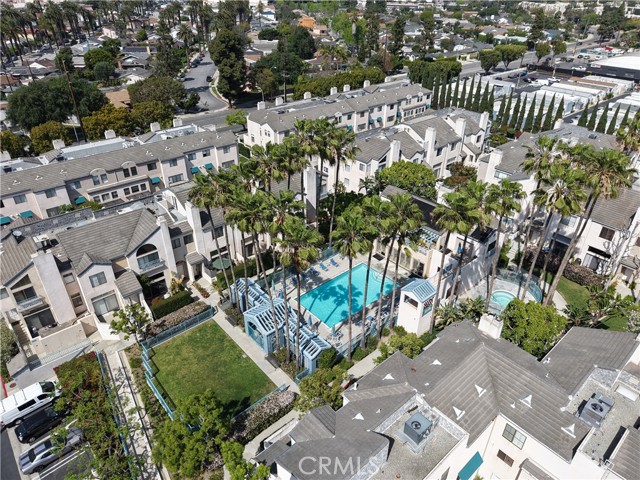 Detail Gallery Image 38 of 41 For 6913 Hannum, Culver City,  CA 90230 - 3 Beds | 3 Baths