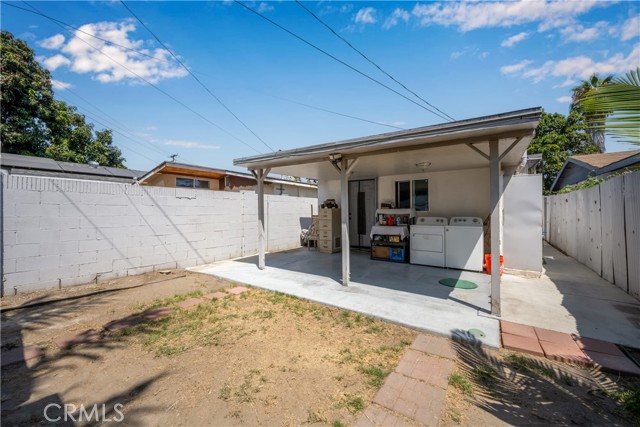 11916 168th Street, Artesia CA: https://media.crmls.org/medias/b1a3ae14-d19b-400e-af8c-205979414735.jpg
