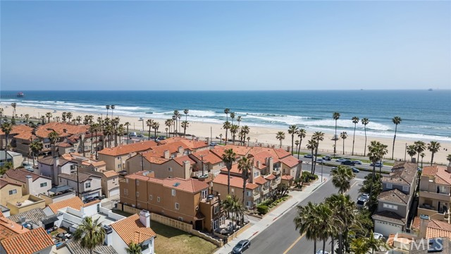 Detail Gallery Image 22 of 47 For 2000 Pacific Coast Hwy #203,  Huntington Beach,  CA 92648 - 1 Beds | 1 Baths