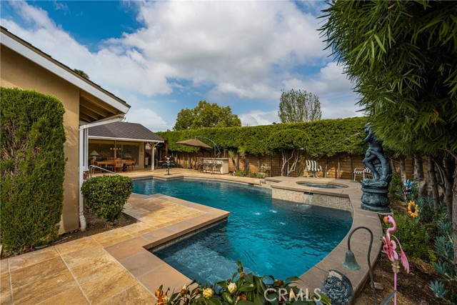 Detail Gallery Image 17 of 75 For 3030 E Elgin, Orange,  CA 92869 - 4 Beds | 2/1 Baths