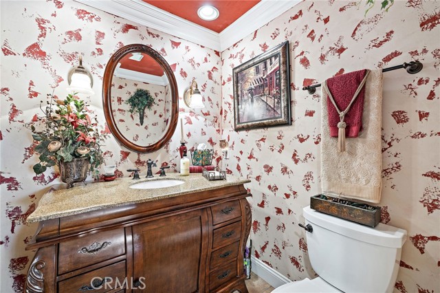 32042 Pleasant Glen Road, Rancho Santa Margarita CA: https://media.crmls.org/medias/b1a5980b-419c-4b06-b4d8-3cd234f41818.jpg