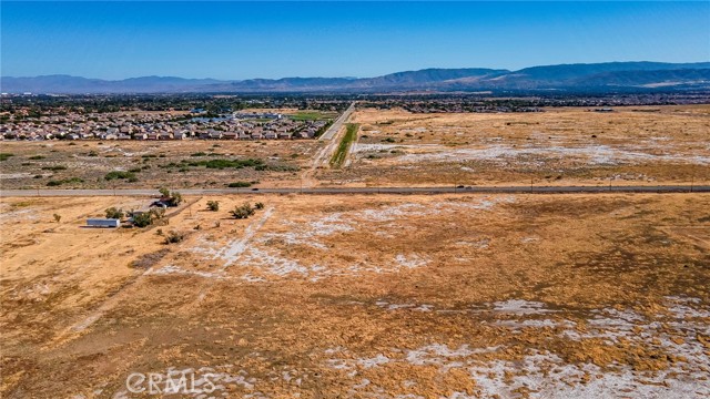 0 W Vic Avenue 37th St W Ave I, Lancaster CA: https://media.crmls.org/medias/b1a5e2b1-a5f0-4077-a8b0-08ec00873405.jpg