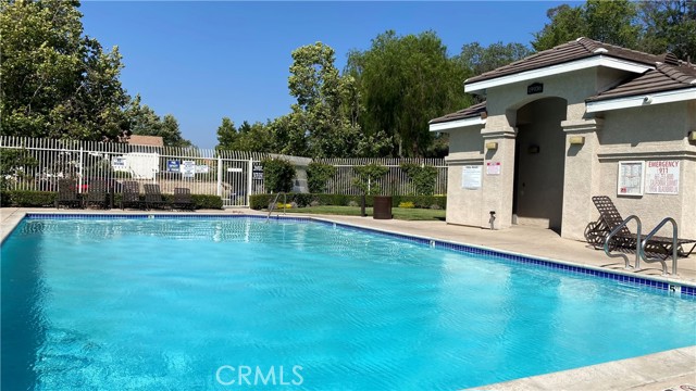 Detail Gallery Image 33 of 33 For 20009 Tanager Ct, Canyon Country,  CA 91351 - 3 Beds | 2/1 Baths