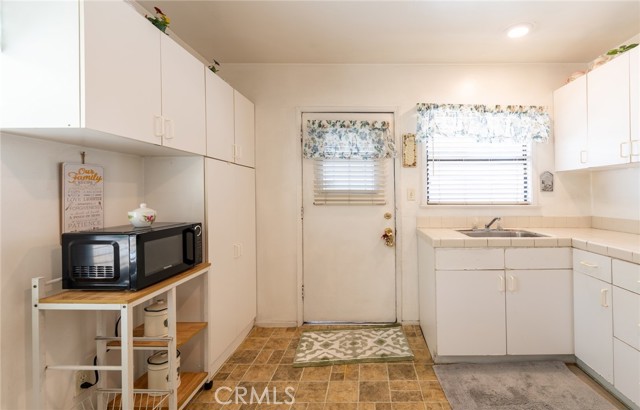 Detail Gallery Image 12 of 43 For 14823 Gridley Rd, Norwalk,  CA 90650 - 3 Beds | 1 Baths